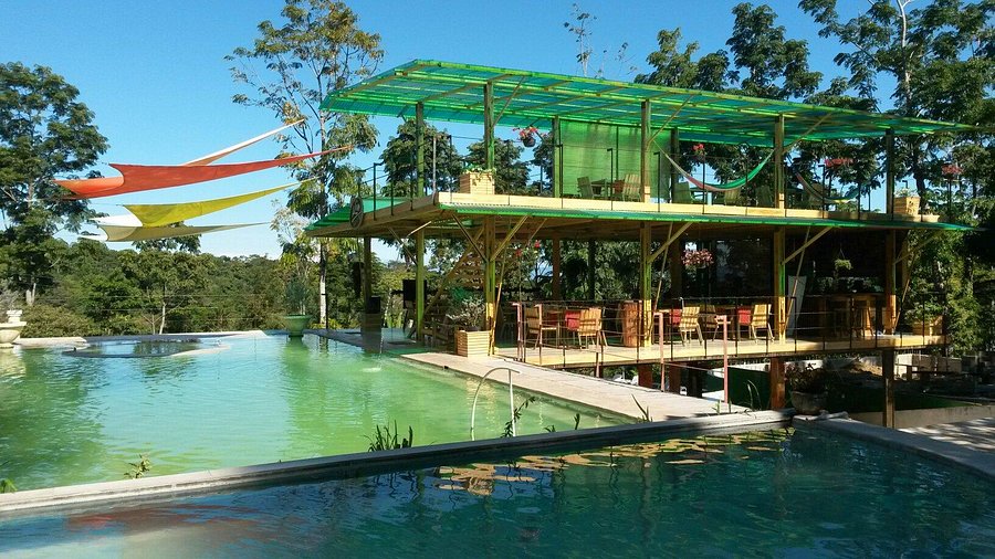 Aguas termales cerca de Ataco en Ahuachapán