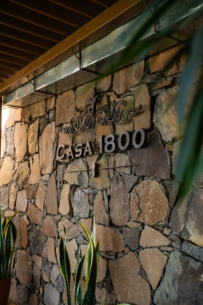 Casa 1800 Coatepeque como sede para bodas frente al lago